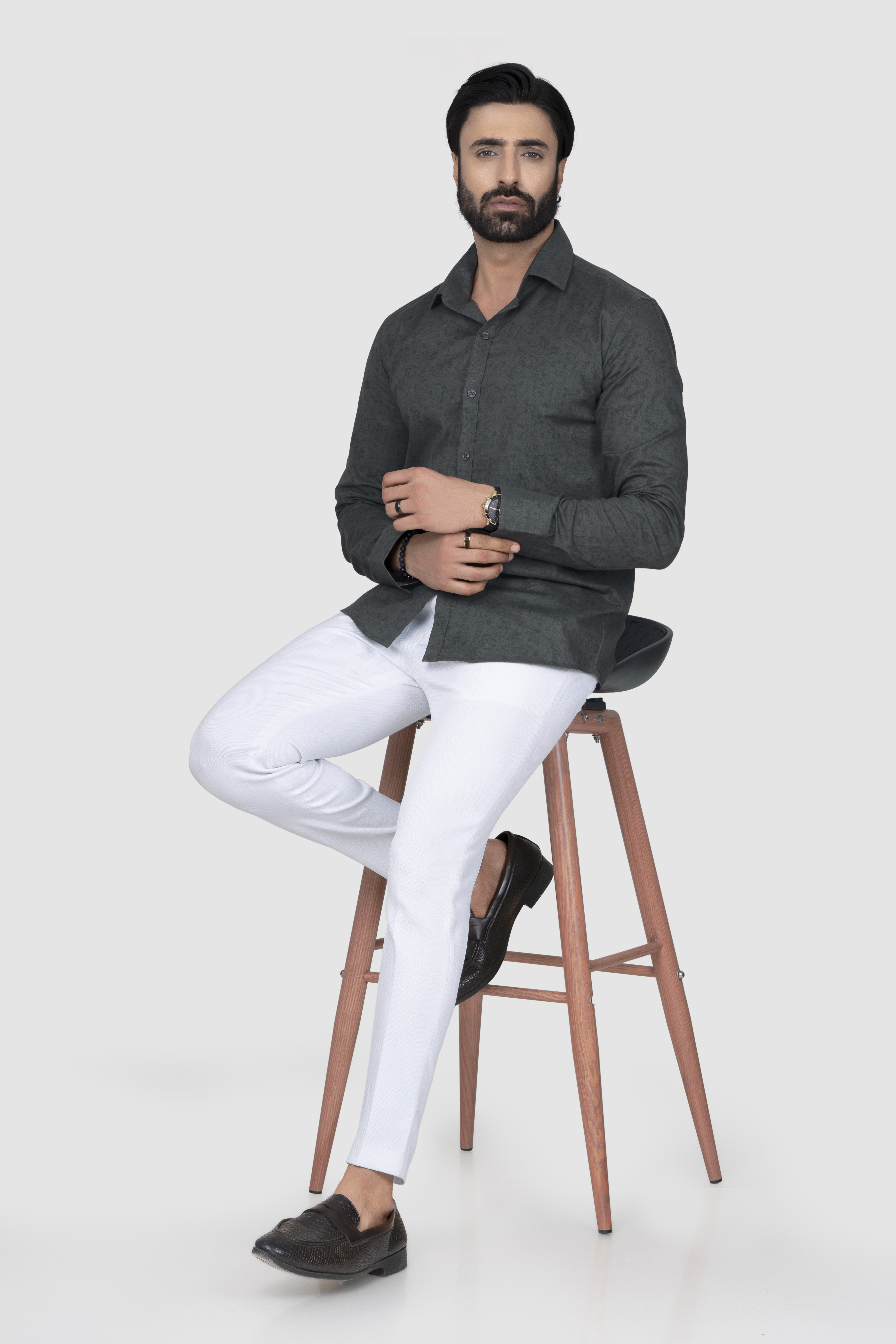 Timeless Men's Classic Tailored Fit Shirt 