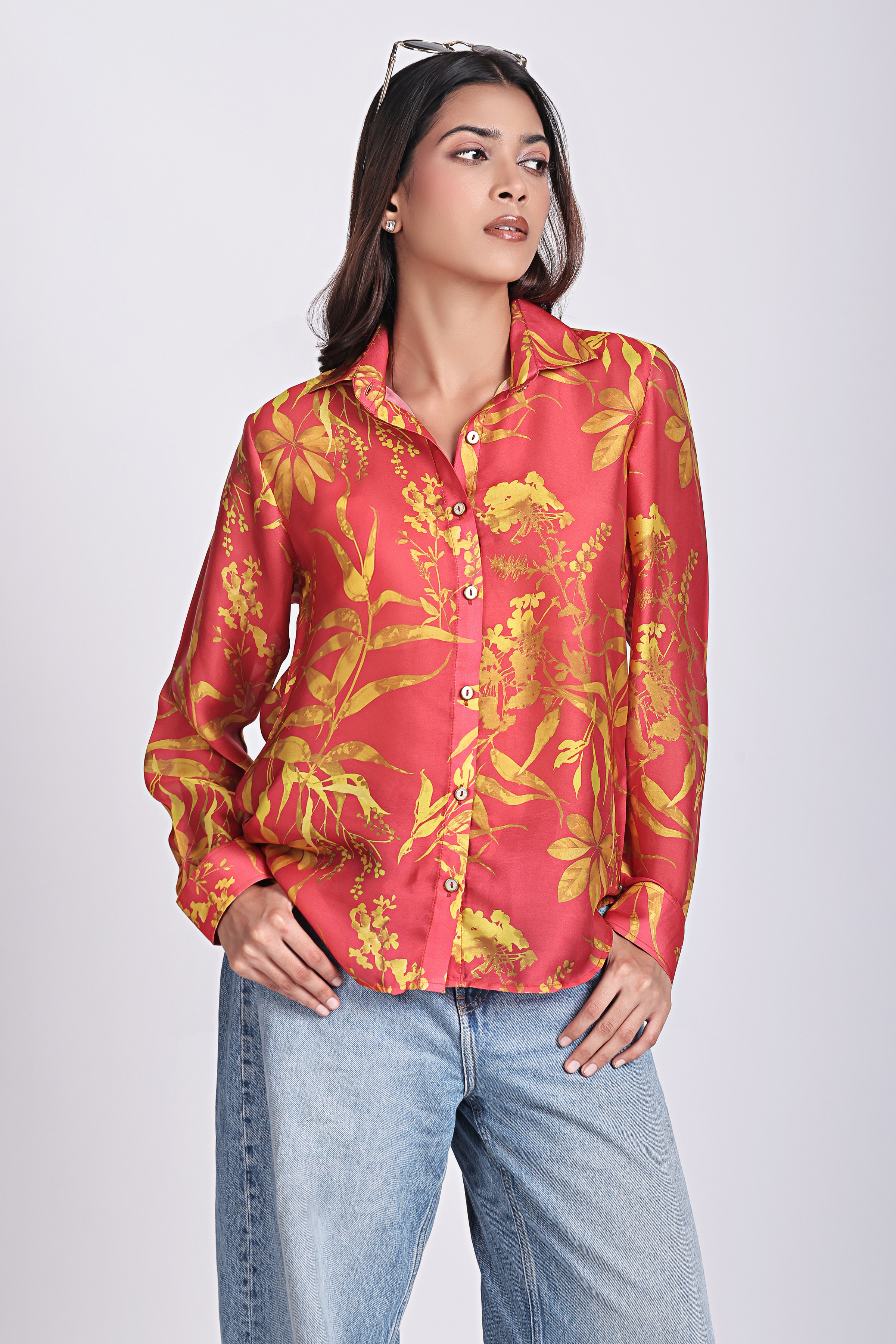 Women's Relaxed Fit Leaf Print Satin Georgette Shirt