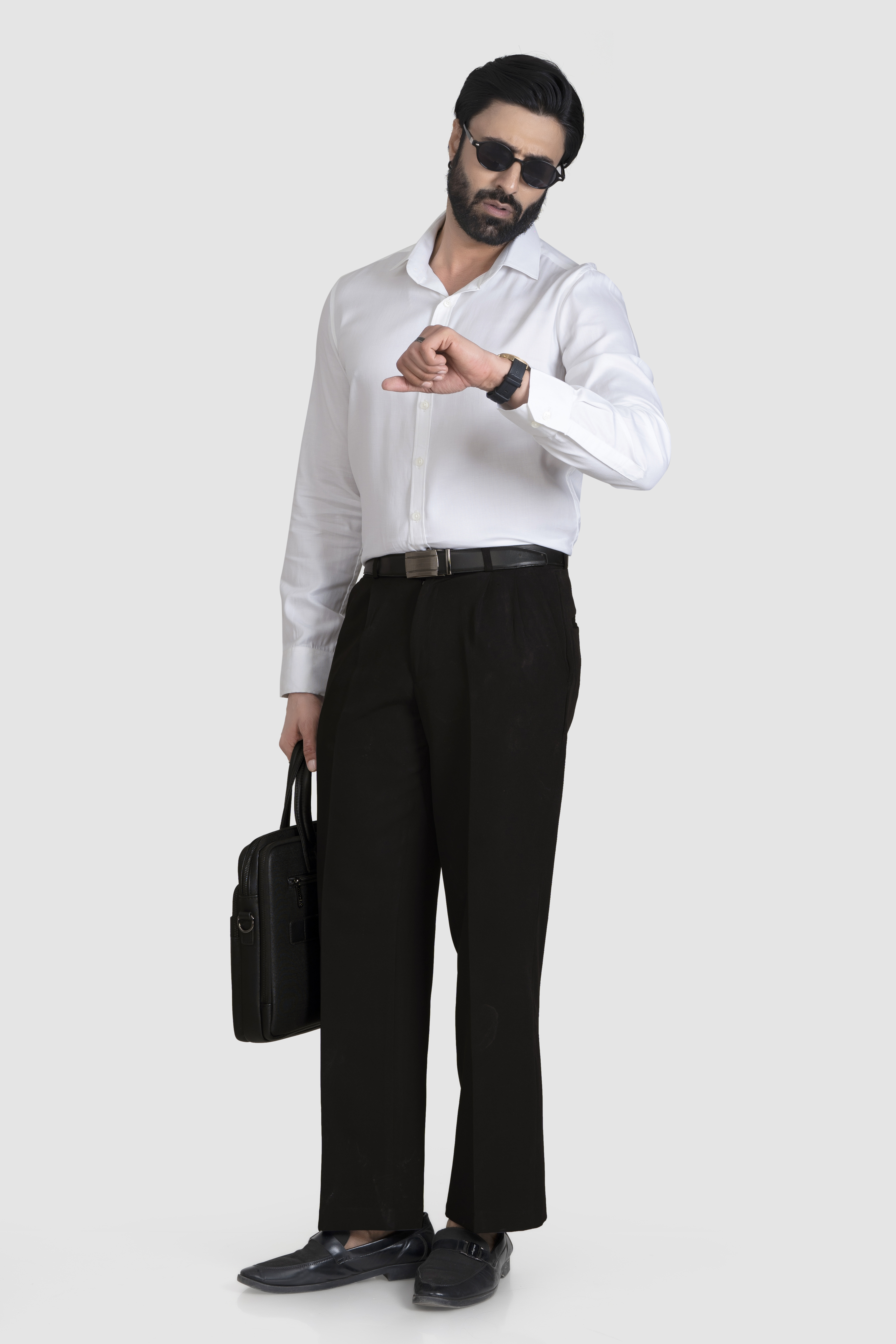 Timeless Men's Classic White Relaxed Fit Shirt 